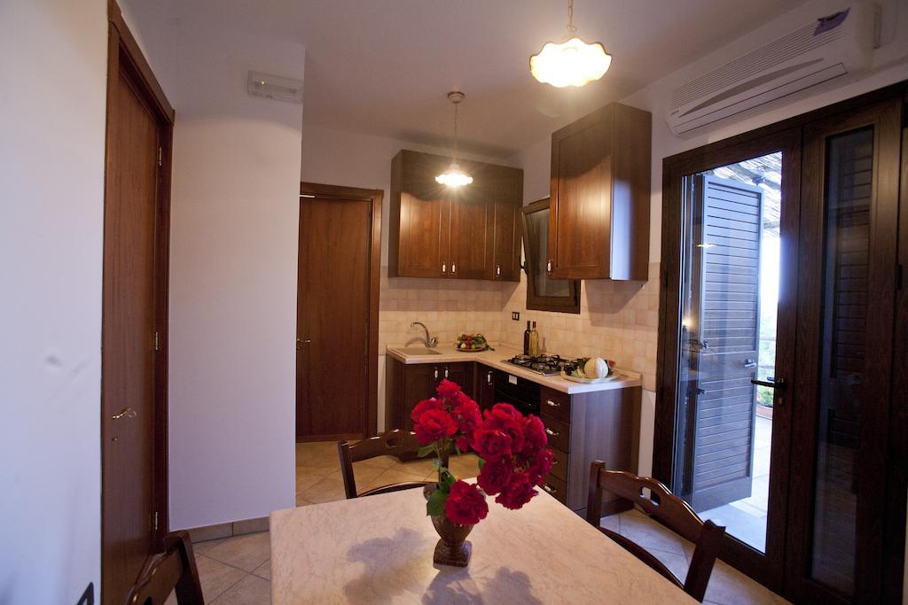 Residencefusaro Pajare Спекиа Екстериор снимка